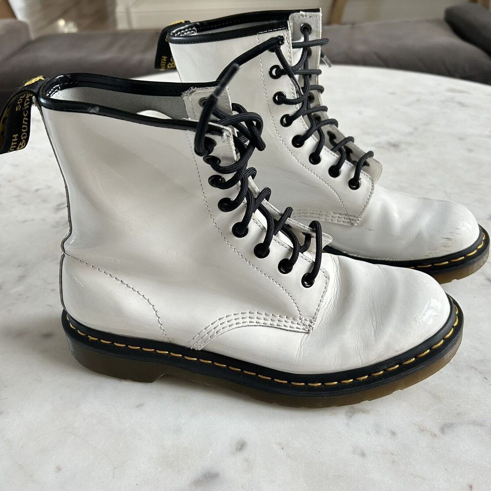 Dr. Doc Martens 1460 W White Patent Leather AirWair Bouncing Soles Womens US 9